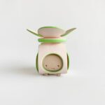 花にまぎれる革のミニオブジェ【moka / もか】（ベージュピンク×ベージュ×ミントグリーン）#紫陽花