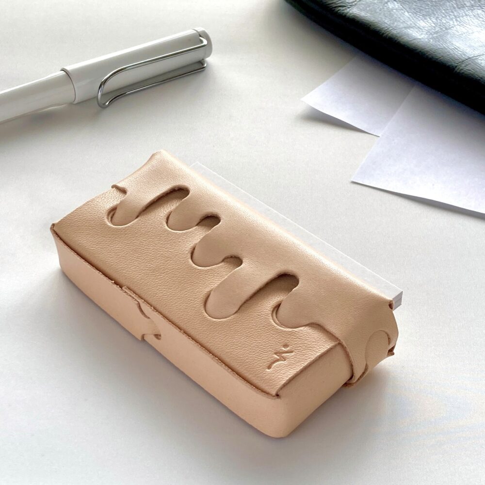 ヌメ革丨名刺・カードケース【プレーンサンドver.】縫わない たくさん入る 大容量