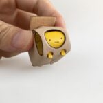 身を守る革のミニオブジェ【sisyu / ししゅ】（ベージュ×イエロー×ブラウン）