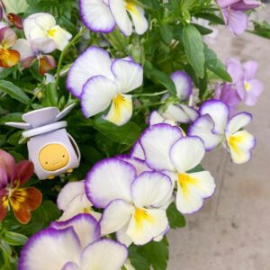 花にまぎれる革のミニオブジェ【moka / もか】(パープル×イエロー×ホワイト)
